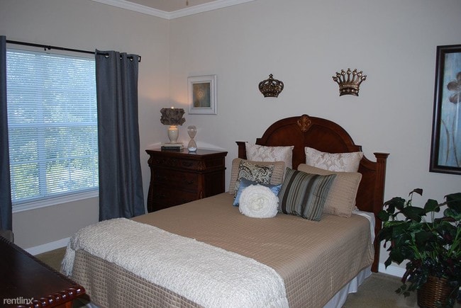 Building Photo - 8655 Jones Rd