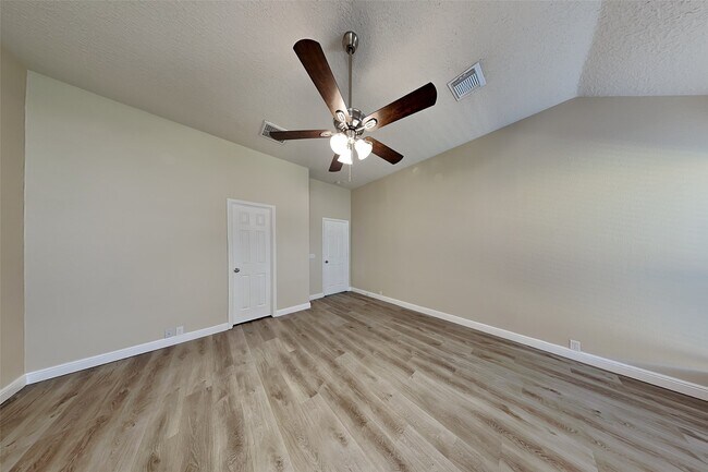 Building Photo - 11019 Sentry Ct