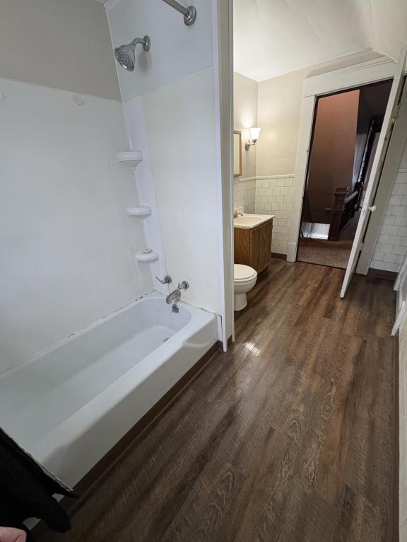 Building Photo - 242 W Summit St