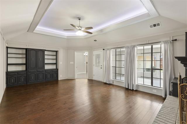 Building Photo - 2825 Knollwood Dr