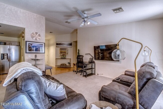 Building Photo - 10407 N Fair Desert Dr
