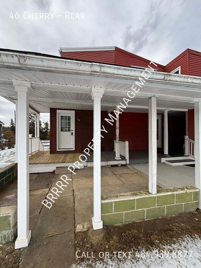 Building Photo - 46 Cherry-Rear