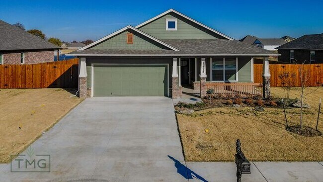 Building Photo - Lease Luxury Living in 'The Tahoe' - A Modern Haven in Owasso
