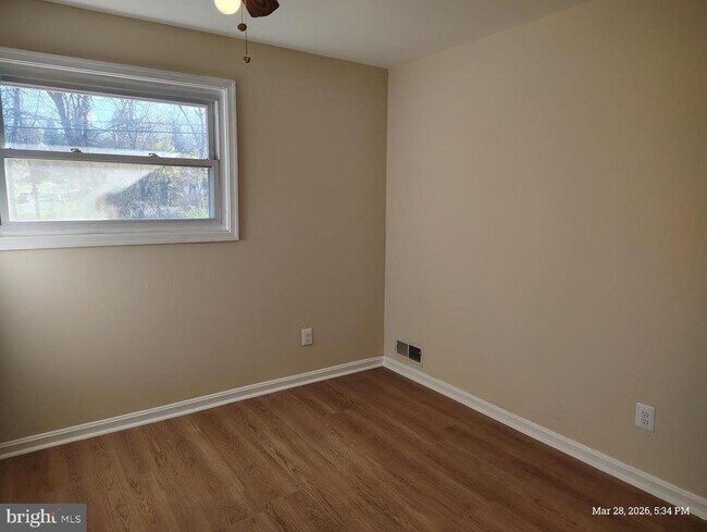 Building Photo - 6312 Indian Run Pkwy