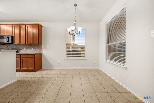 Building Photo - 5101 Birmingham Cir
