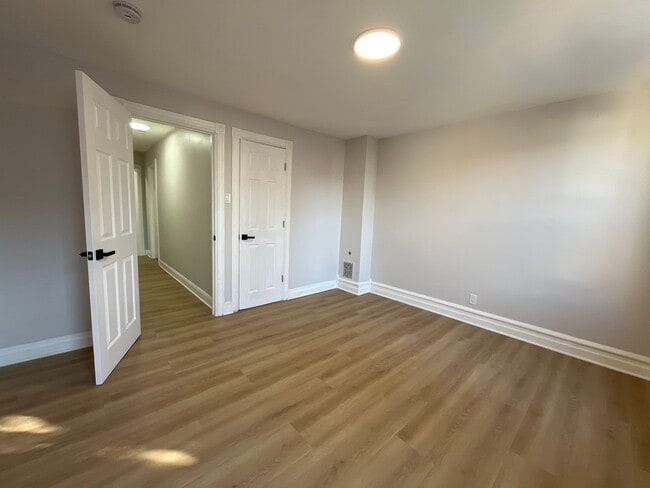 Building Photo - Completely renovated Allentown home offering the feel of brand-new construction