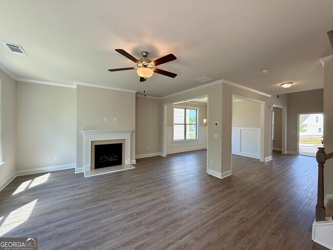 Building Photo - 3338 Sir Gregory Manor NW