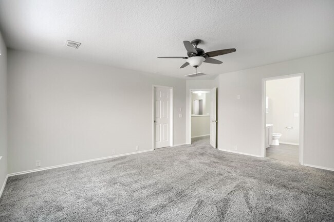 Building Photo - 10506 Sugar Trace Dr
