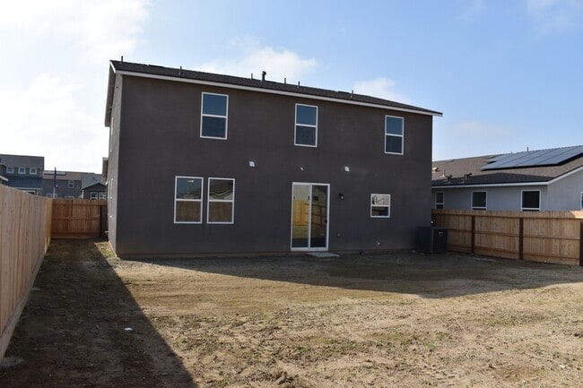 Building Photo - 4649 Jema Wy