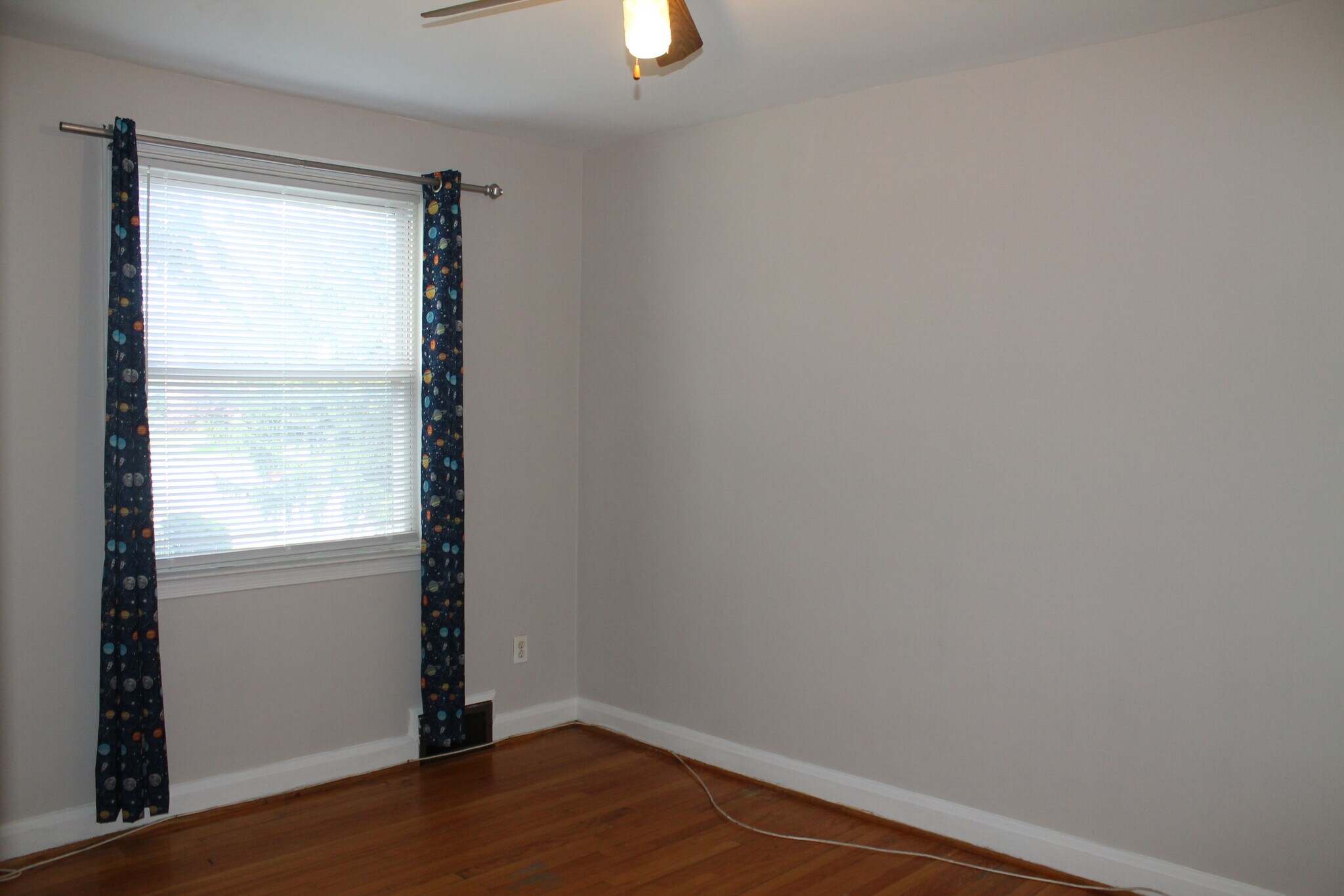 Building Photo - 8164 Loch Raven Blvd