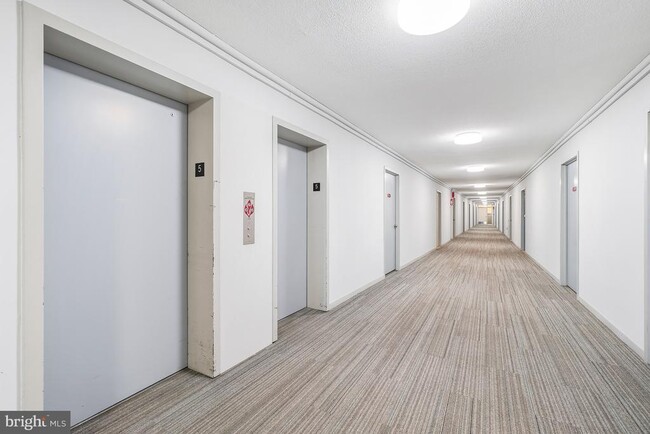 Building Photo - 1311 Delaware Ave SW