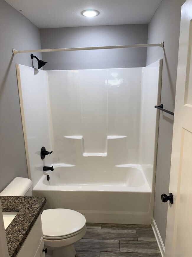 Building Photo - 157 Cody Dr