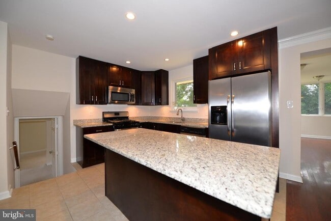 Building Photo - 5224 Forman Ct