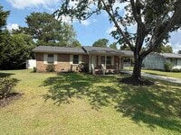 Building Photo - 615 Burcale Rd Cir