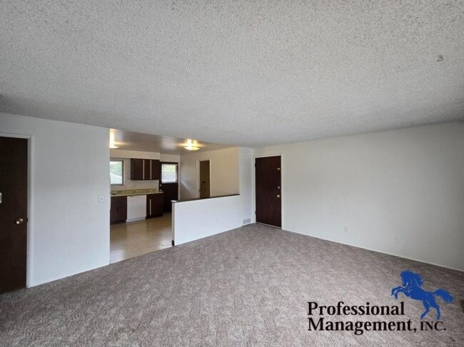 Building Photo - 2 bedroom in Billings MT 59102
