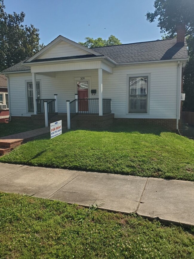 Building Photo - Call to schedule your appointment