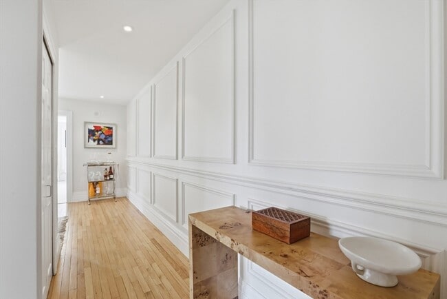 Building Photo - 390 Commonwealth Ave