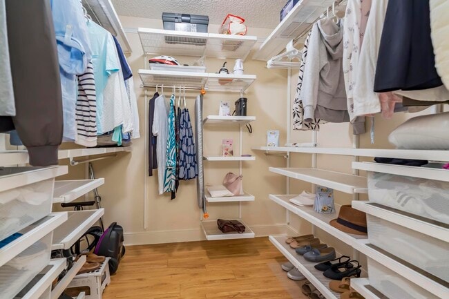 Building Photo - 4301 N Ocean Blvd