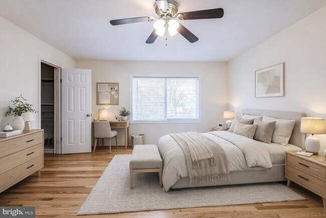 Building Photo - 13373 Hungerford Pl