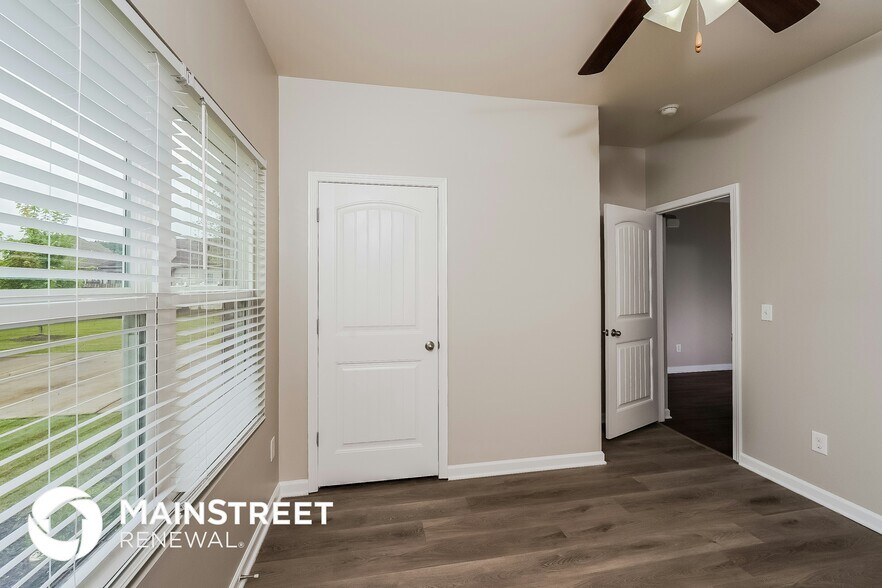 Building Photo - 5009 Bella Ct