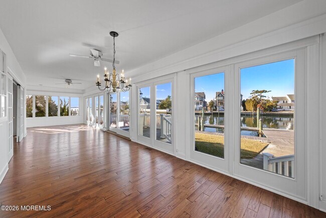 Building Photo - 954 Barnegat Ln