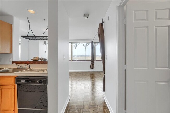 Building Photo - 350 Revere Beach Blvd