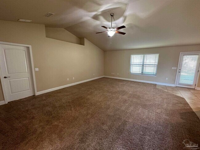 Building Photo - 4700 Belvedere Circle