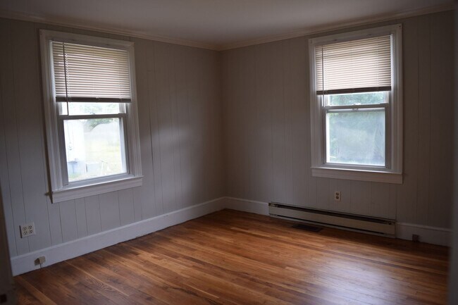 Building Photo - Charming 3-Bedroom Home in Hickory – $1,450/mo