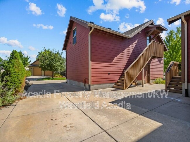 Building Photo - 4172 W Lakebridge Drive