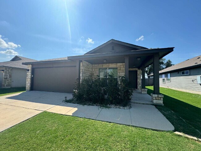 Building Photo - Charming single story 3-bedroom 2-bath hom...
