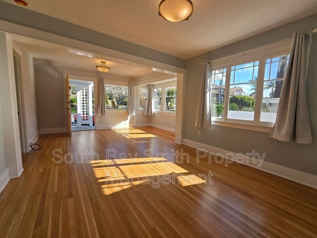 Building Photo - 223 S Guadalupe Ave