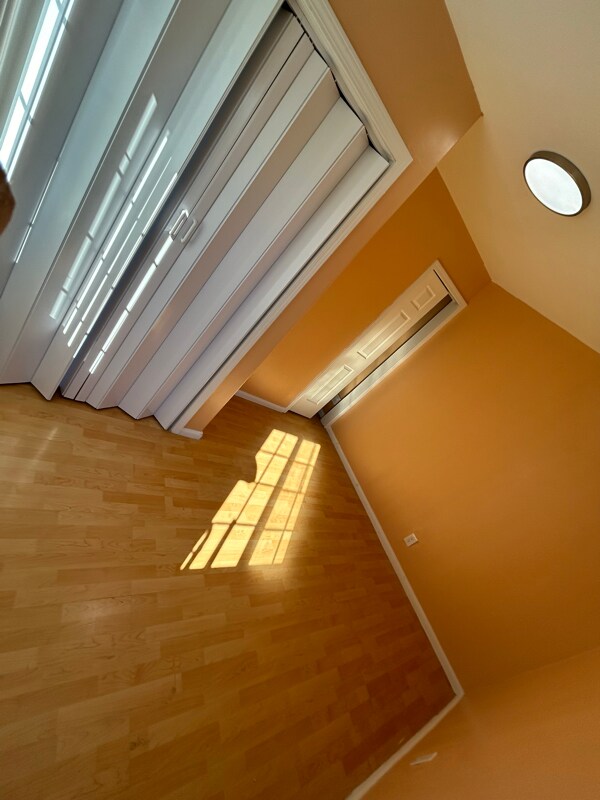 Building Photo - 1811 N Lincoln St