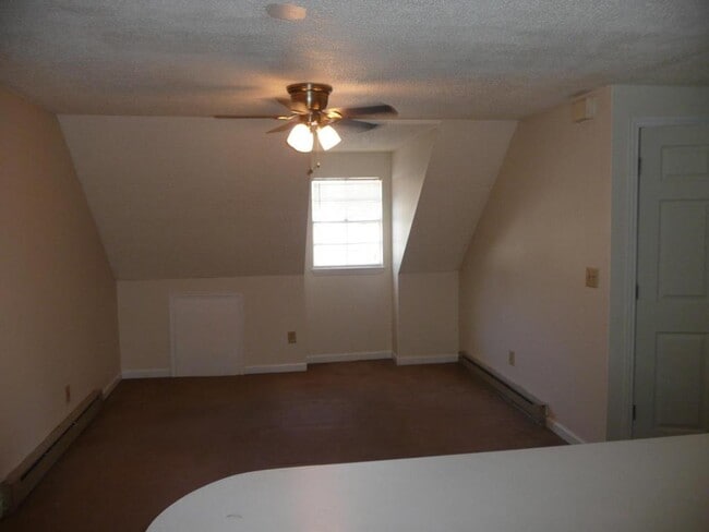 Building Photo - 545 Farrell St