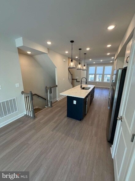 Building Photo - 7231 Mountaineer Dr