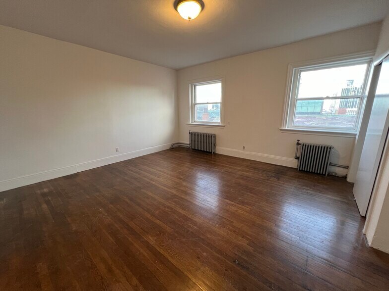 Building Photo - 24 Mt Vernon St