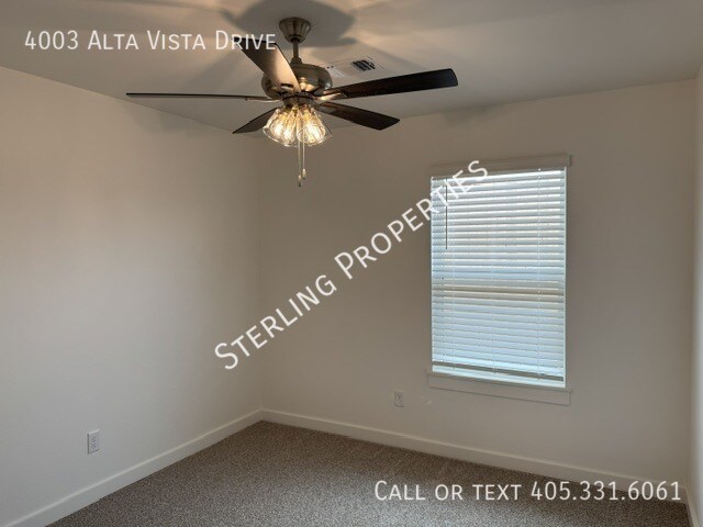 Building Photo - 4003 Alta Vis Dr