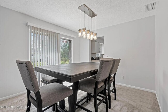 Building Photo - Charming 3BR/2BA Single-Family Home