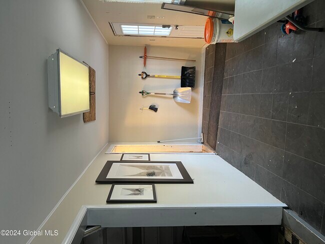 Building Photo - 109 Exchange St