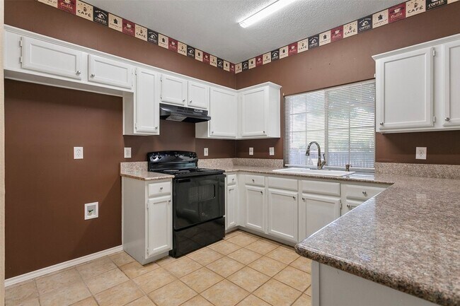 Building Photo - 7605 Bryce Canyon Dr W