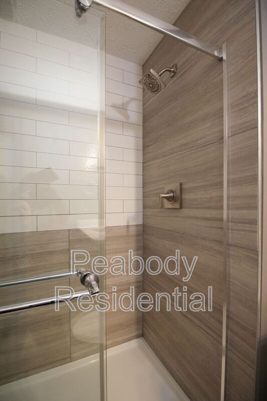 Building Photo - 11916 Fieldthorn Ct