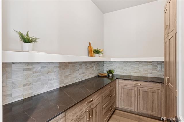 Building Photo - 1426 Swan Peter Dr