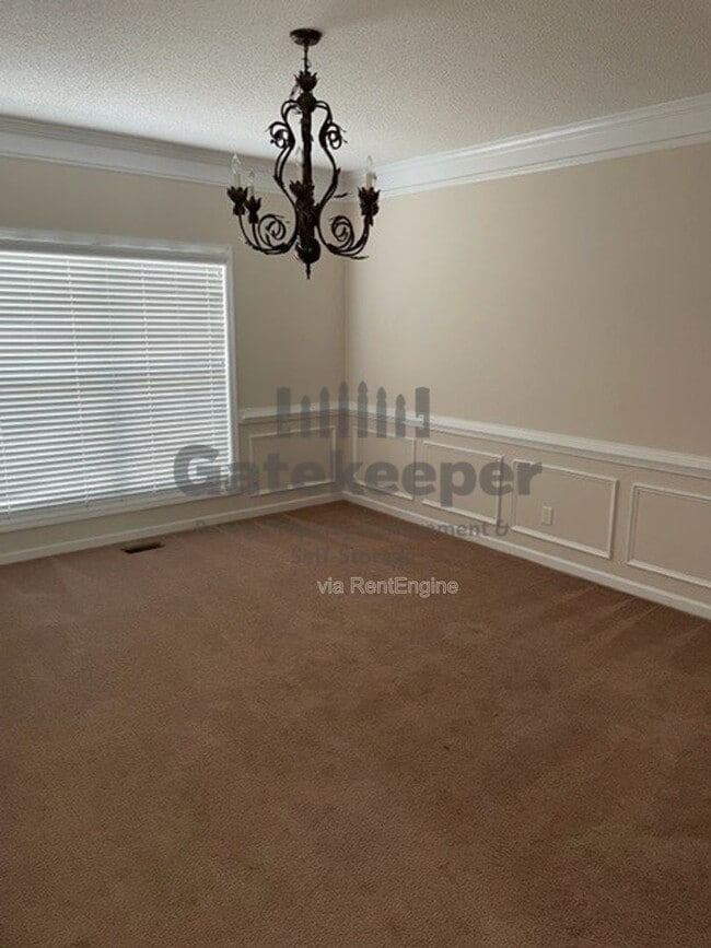 Building Photo - 309 Hambrick Park
