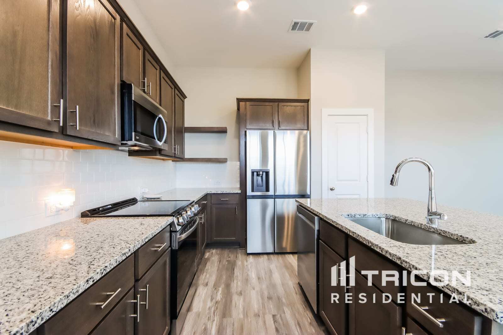 Building Photo - 22821 Terrazzo Dr