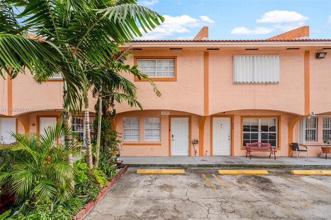 Building Photo - 9837 W Okeechobee Rd