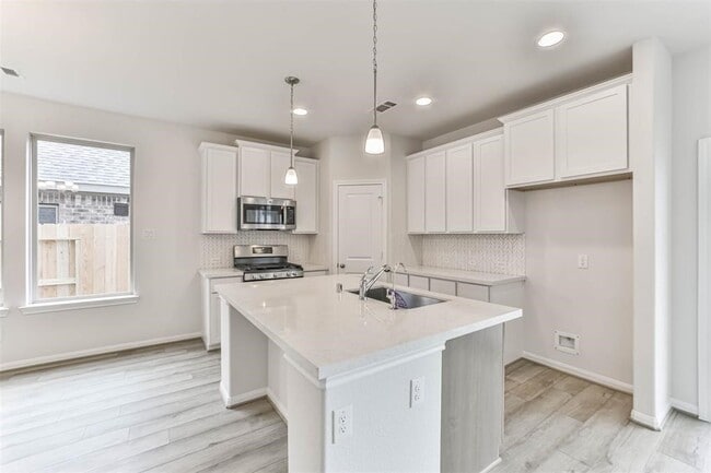 Building Photo - 704 Ocean Palms Dr