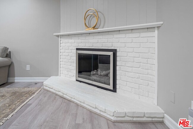 Building Photo - 18334 Los Alimos St