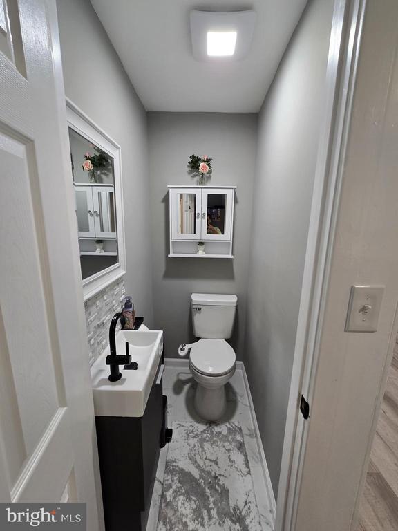 Building Photo - 530 Walnut Ave