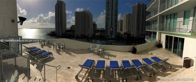 Building Photo - 335 S Biscayne Blvd