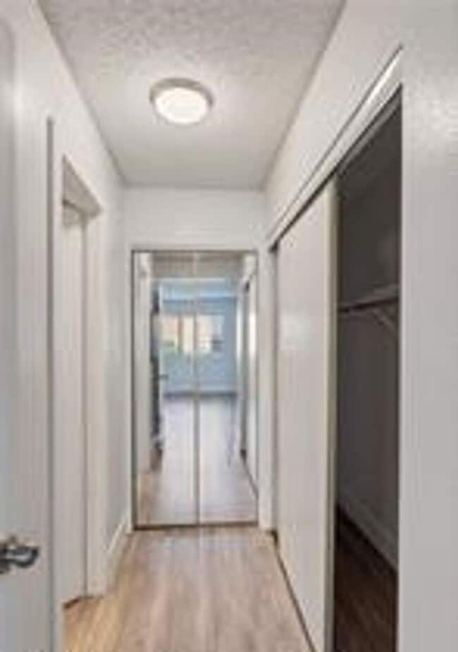 Building Photo - 3151 N Soaring Gulls Dr