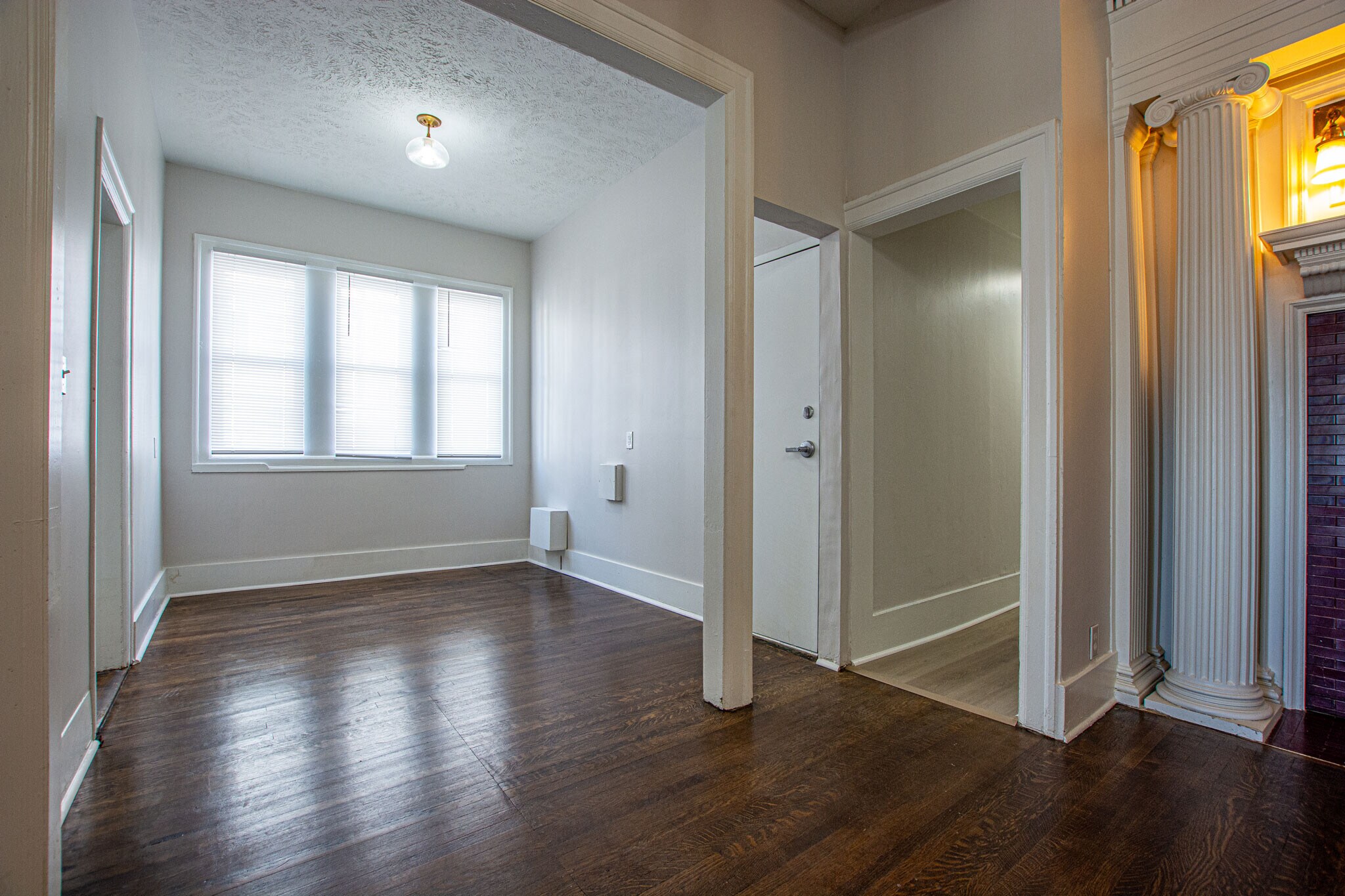 Building Photo - 117 S 39th St